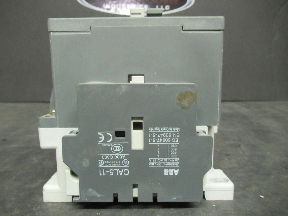 YORK CONTACTOR 024-31107-000 90 AMP 600 VAC 60 HP 110/120 VOLT COIL **WARRANTY**