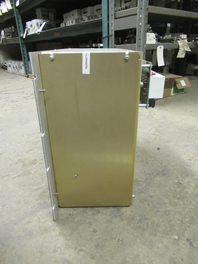 Used GE GENERAL ELECTRIC DISTRIBUTION CONTROL FIELD PROGRAMMING UNIT TFPU2DG2 E106667