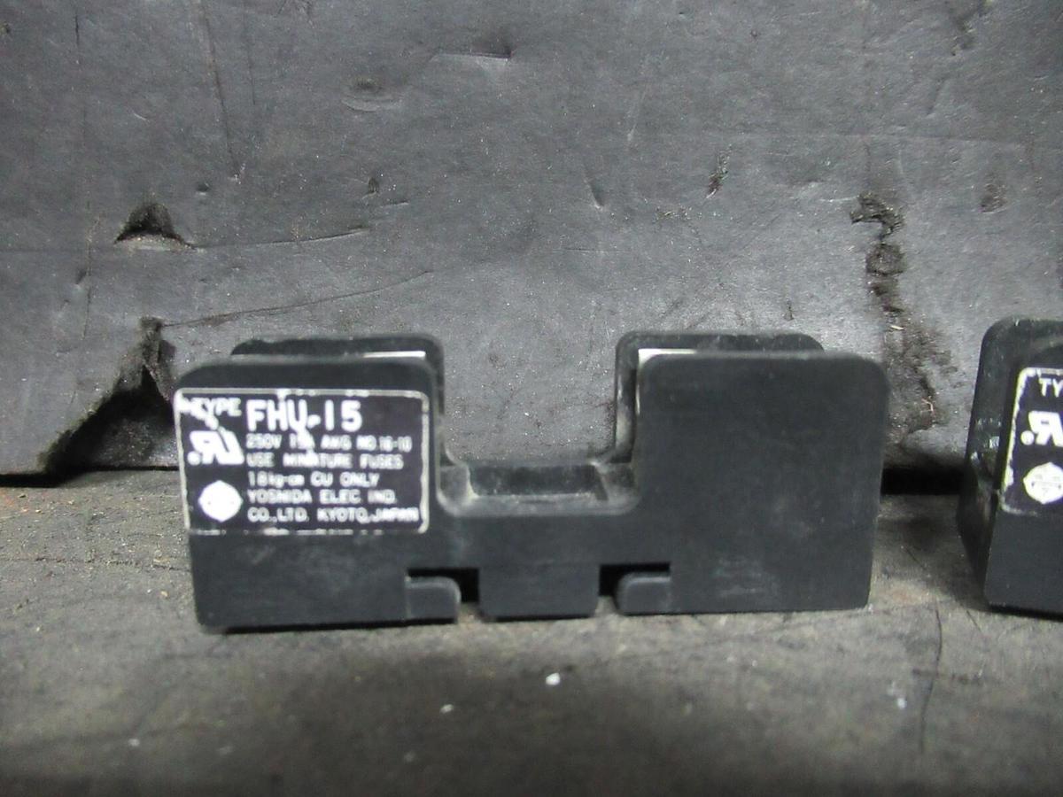 Used (LOT OF 2) YOSHIDA SINGLE FUSE LUG FHU-15 250 VOLT 15 AMP **WARRANTY INCLUDED**