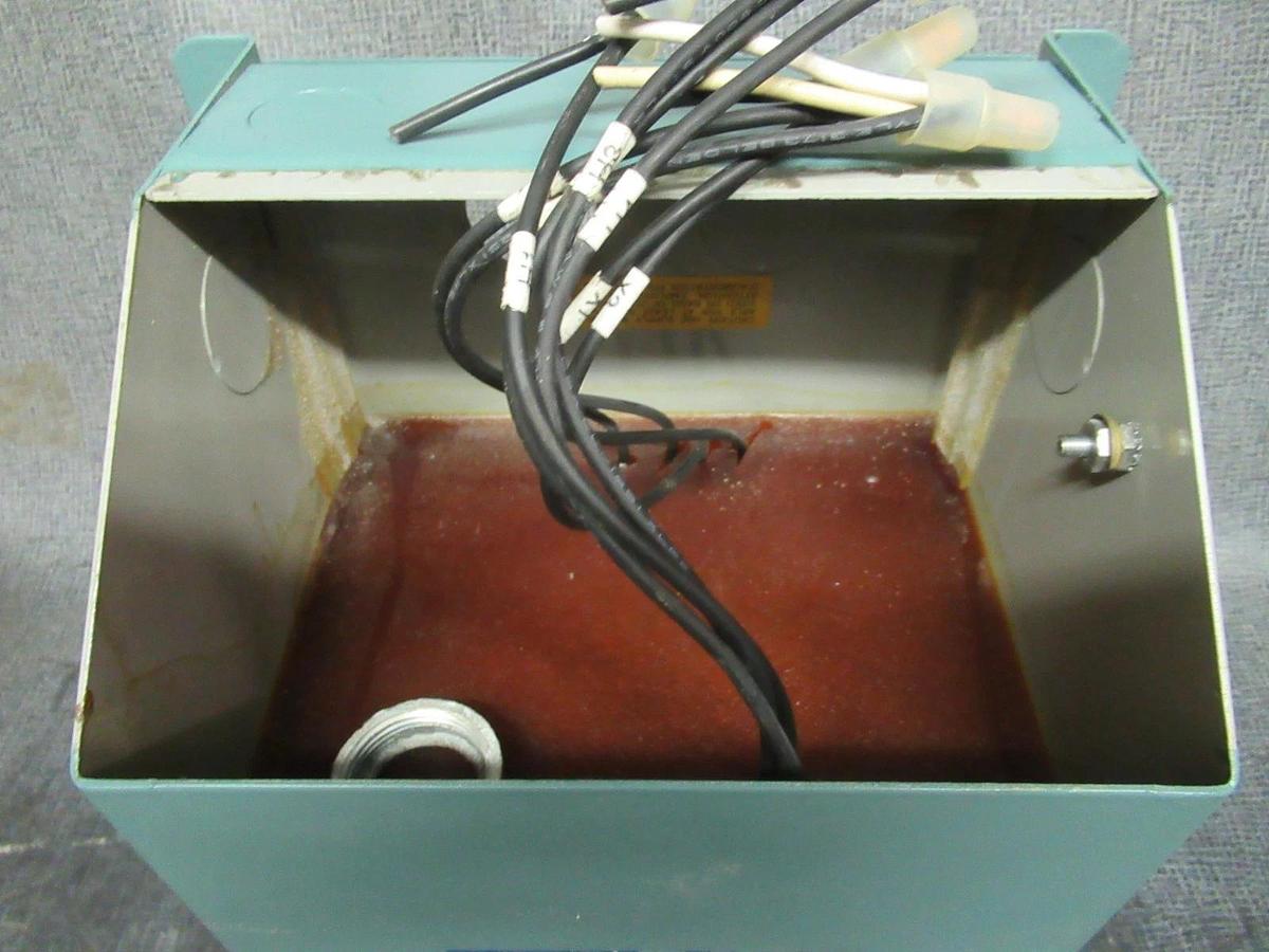 Used GENERAL ELECTRICAL GE TRANSFORMER 9T51B11 KVA: 1.5 240X480 VAC PRI 120/240 V SEC