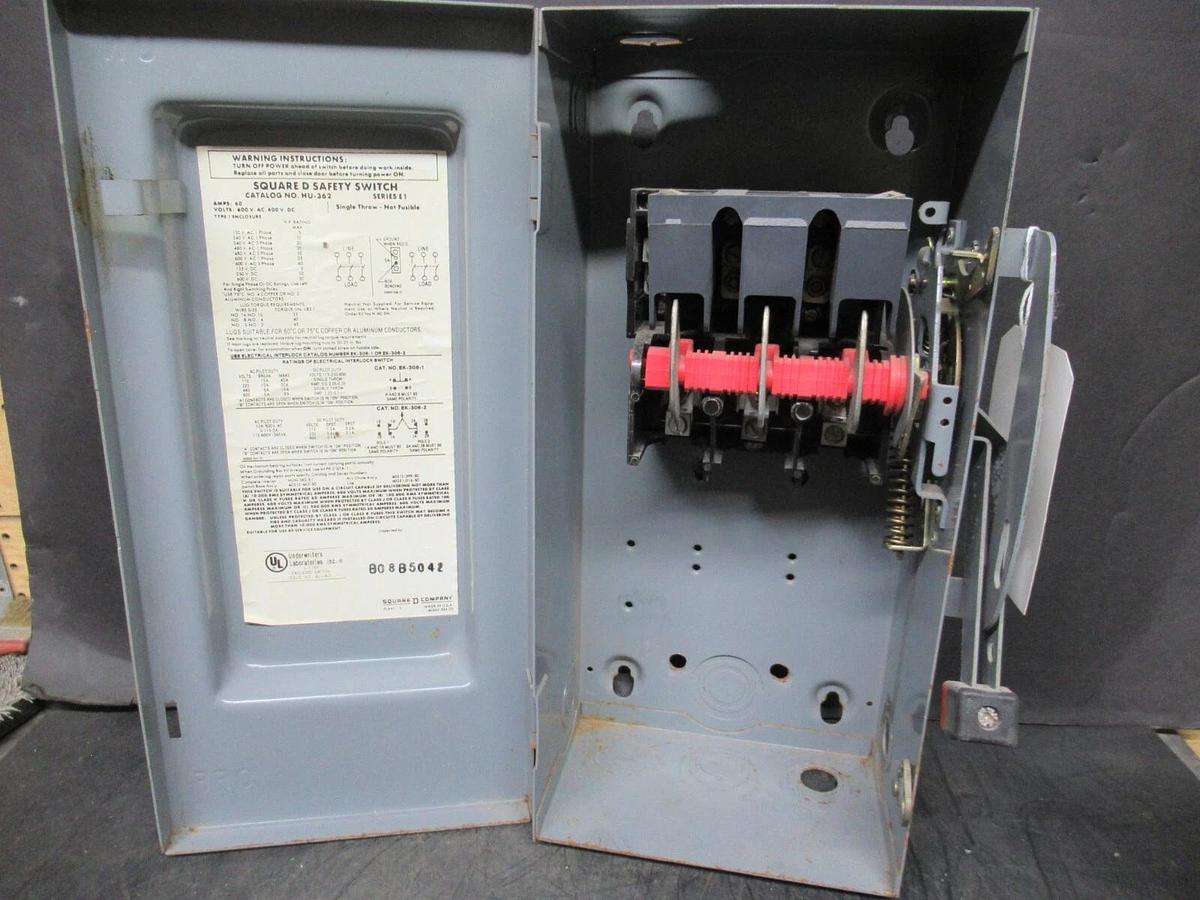 Used SQUARE D SAFETY SWITCH H-363 TYPE 1 ENCLOSURE 60 AMP 60 HP 600 VAC 3-POLE