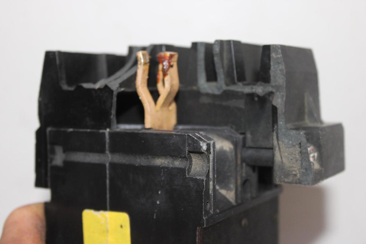 Used SQUARE D I-LINE CIRCUIT BREAKER FA24030BC SERIES 2 30 AMP 480 VAC 2-POLE
