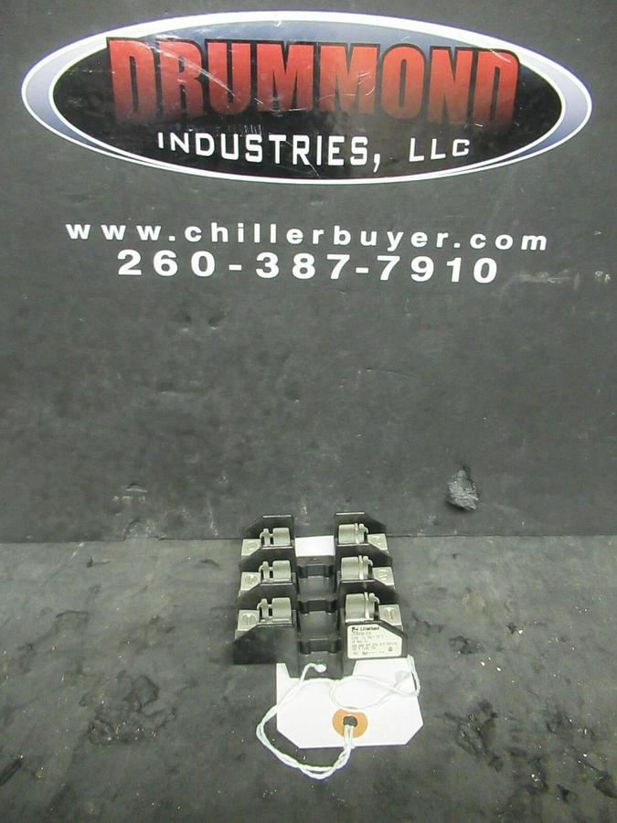 Used LITTELFUSE 30 AMP 240 / 250 VAC 3 POLE / PH FUSEHOLDER FUSE BLOCK LR25030-3CR