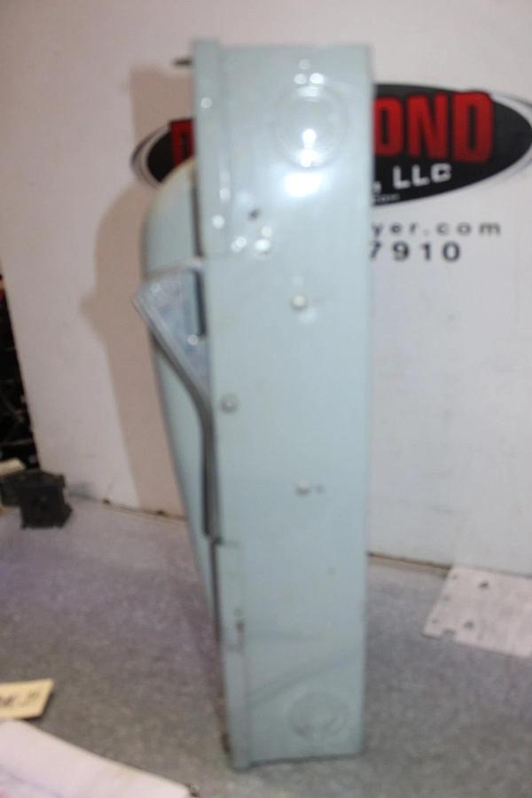 Used ITE ENCLOSED DISCONNECT SWITCH F353 100 AMP 600 VAC TYPE 1 ENCLOSURE HEAVY DUTY