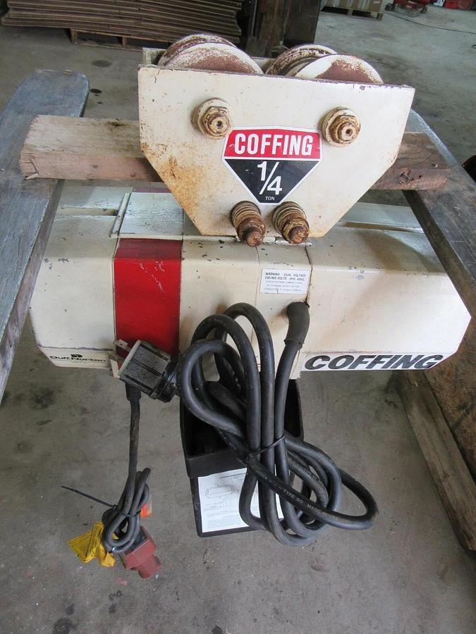 Used 1/4 TON COFFING CHAIN HOIST 230/460 VAC 3 PH W/ MANUAL TROLLEY EC05163 10' / 7'