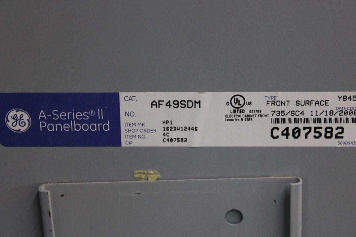 Used GENERAL ELECTRIC SERVICE PANELBOARD AB49B 225 AMP 208Y/120V 3-PHASE NEMA 1