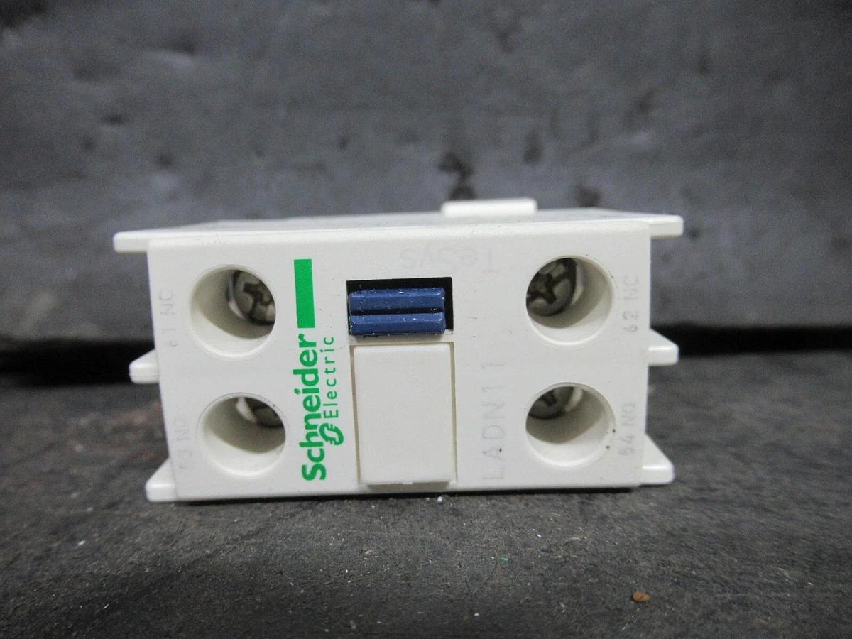 SCHNEIDER 2-POLE CONTACT BLOCK LADN11 10 AMP 600 VOLT **WARRANTY INCLUDED**