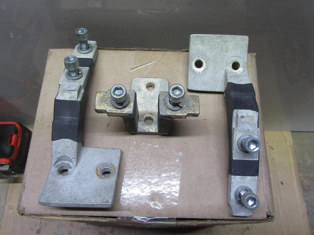 Used CUTLER HAMMER DUAL MOUNTING KIT FOR HJD3250F BREAKERS 250 AMP