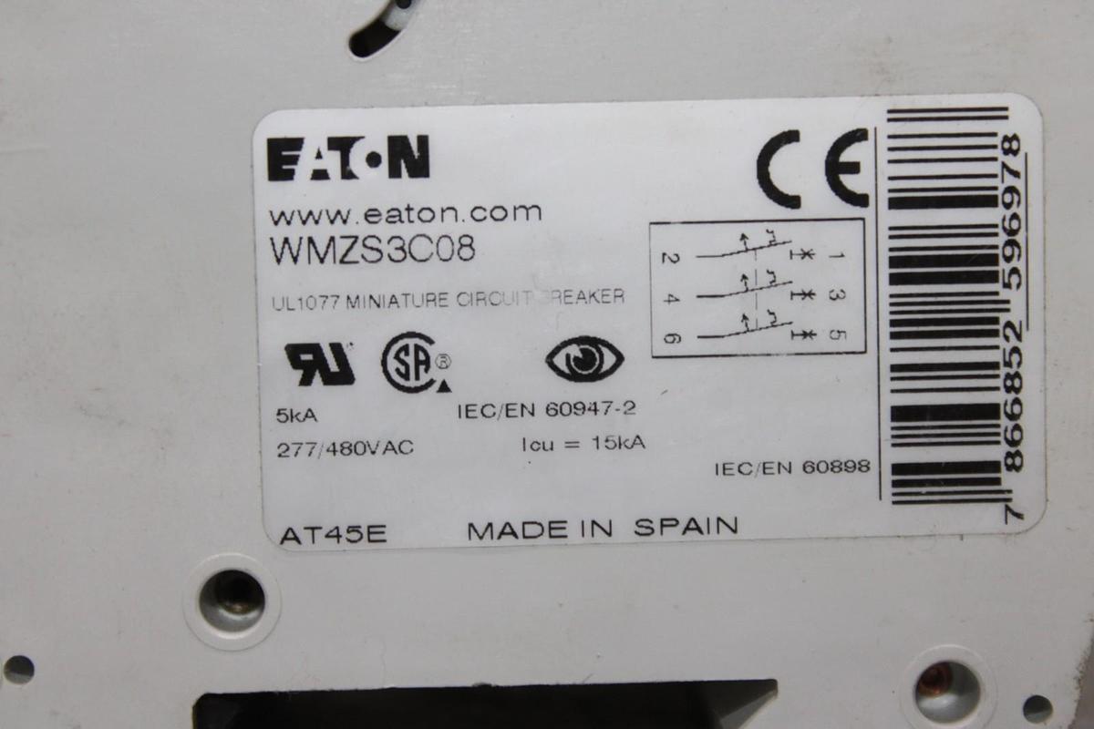 Used EATON CIRCUIT BREAKER WMZS3C08 3-POLE 8 AMP 277/480 VAC C8