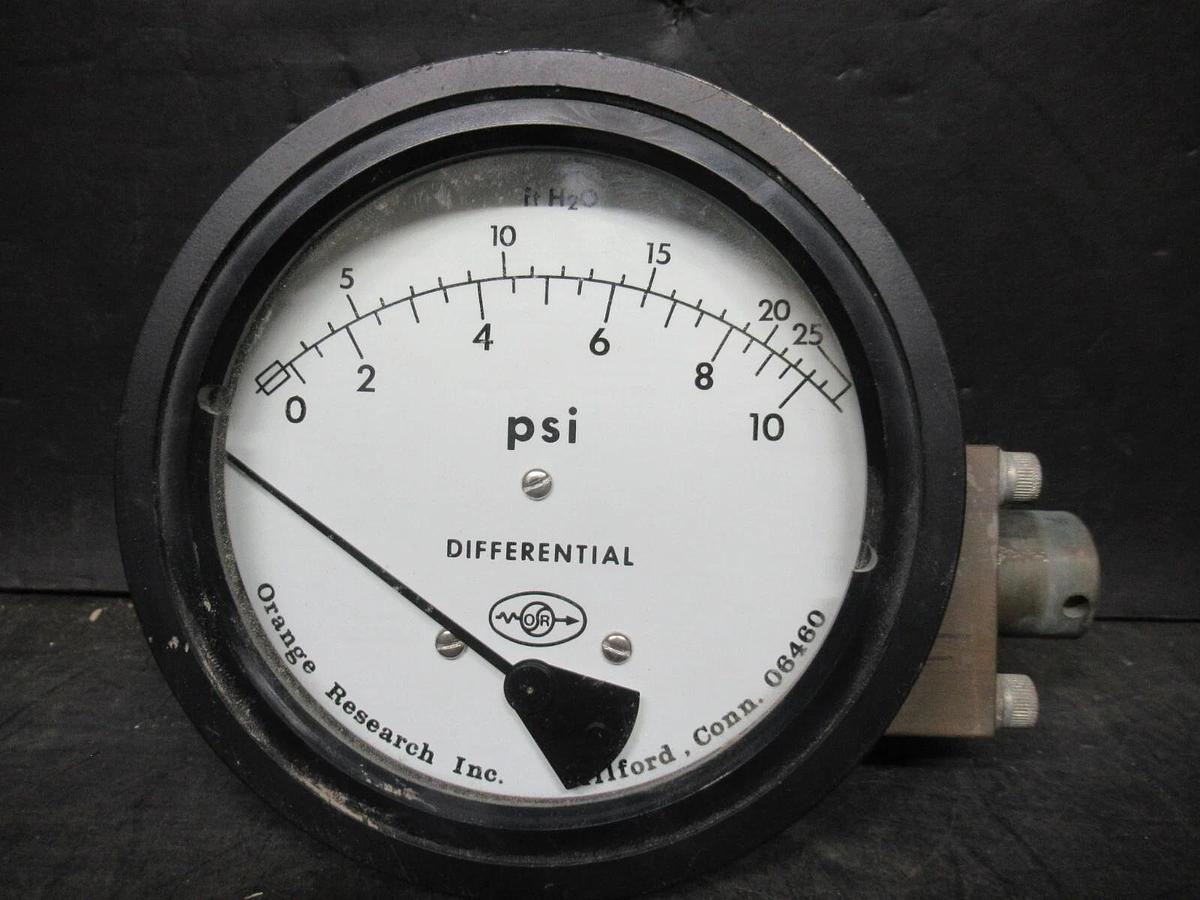 Used ORANGE RESEARCH PRESSURE GAUGE 1516DGS-1E-4.5B-13 1500 PSI 140 VAC 1 AMP