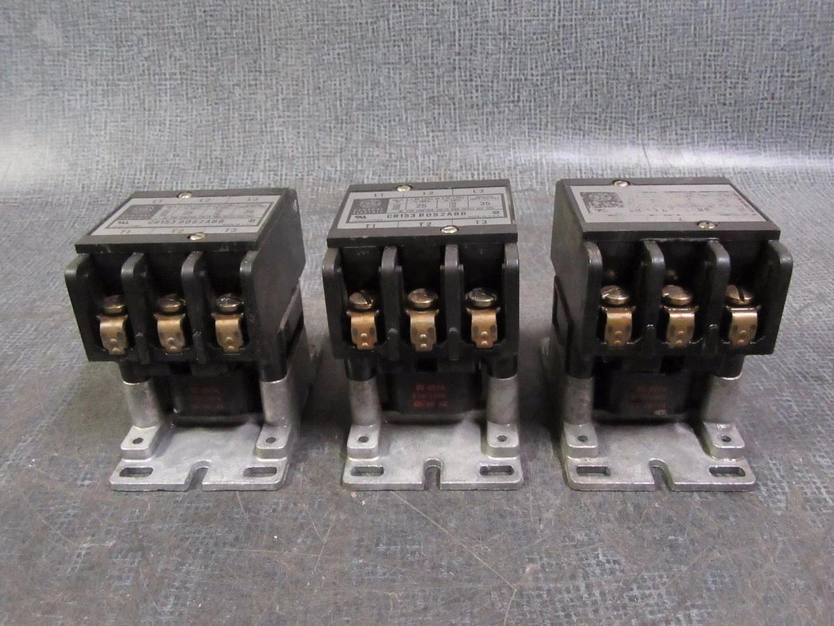 (1) GE CONTACTOR 25 AMP 35 RES 600V 3 PHASE 110-120V COIL MODEL: CR153B052ABB