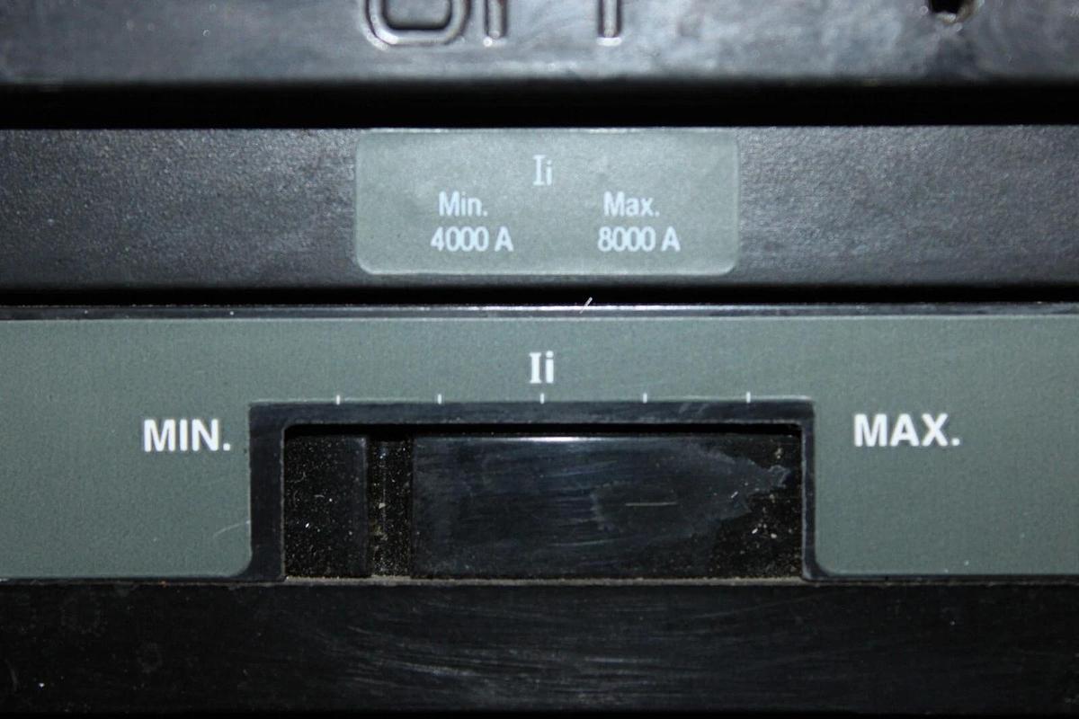 Used SQUARE D CIRCUIT BREAKER MHL368006139 800 AMP 3-POLE 600 VAC W/ SHUNT TRIP