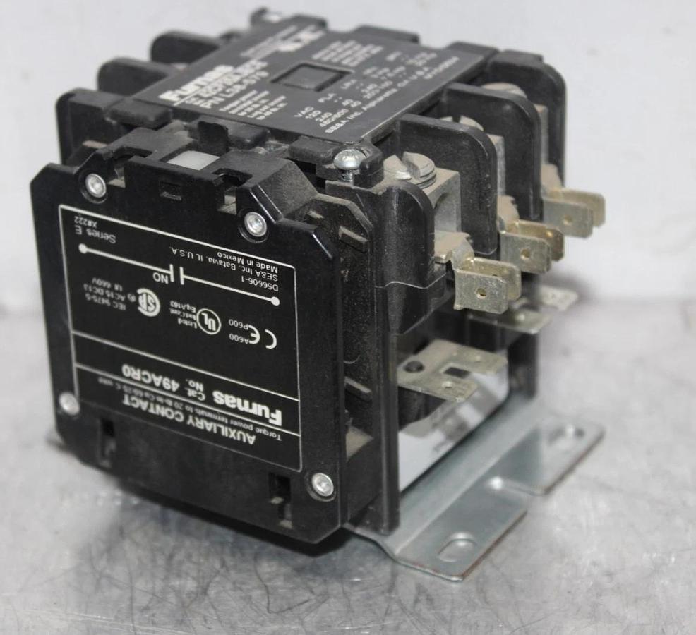 Used FURNAS CONTACTOR 42CF35AJBCE L38-579 600 VAC 40 AMP 20 HP COIL: 24 VOLT