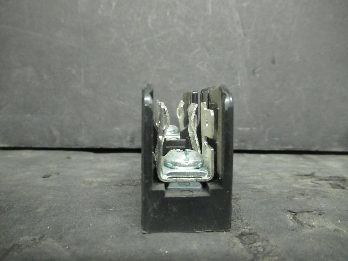 Used (2) LITTELFUSE FUSE LUG SET L60030M-1PQ 600 VOLTS 30 AMP **WARRANTY INCLUDED!**