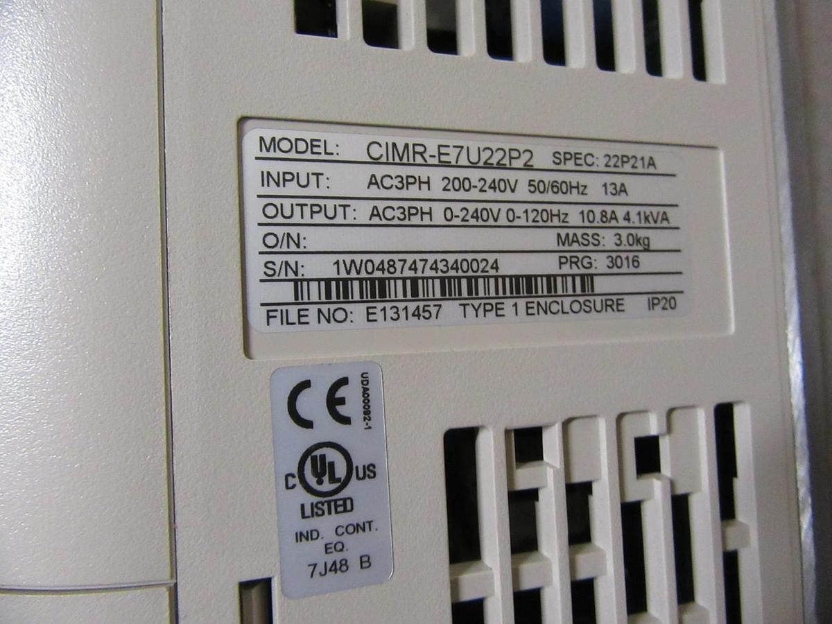 NEW SURPLUS YASKAWA VARIABLE SPEED DRIVE VARSPEED E7 W/ BYPASS 13A 240V CIMR-E7