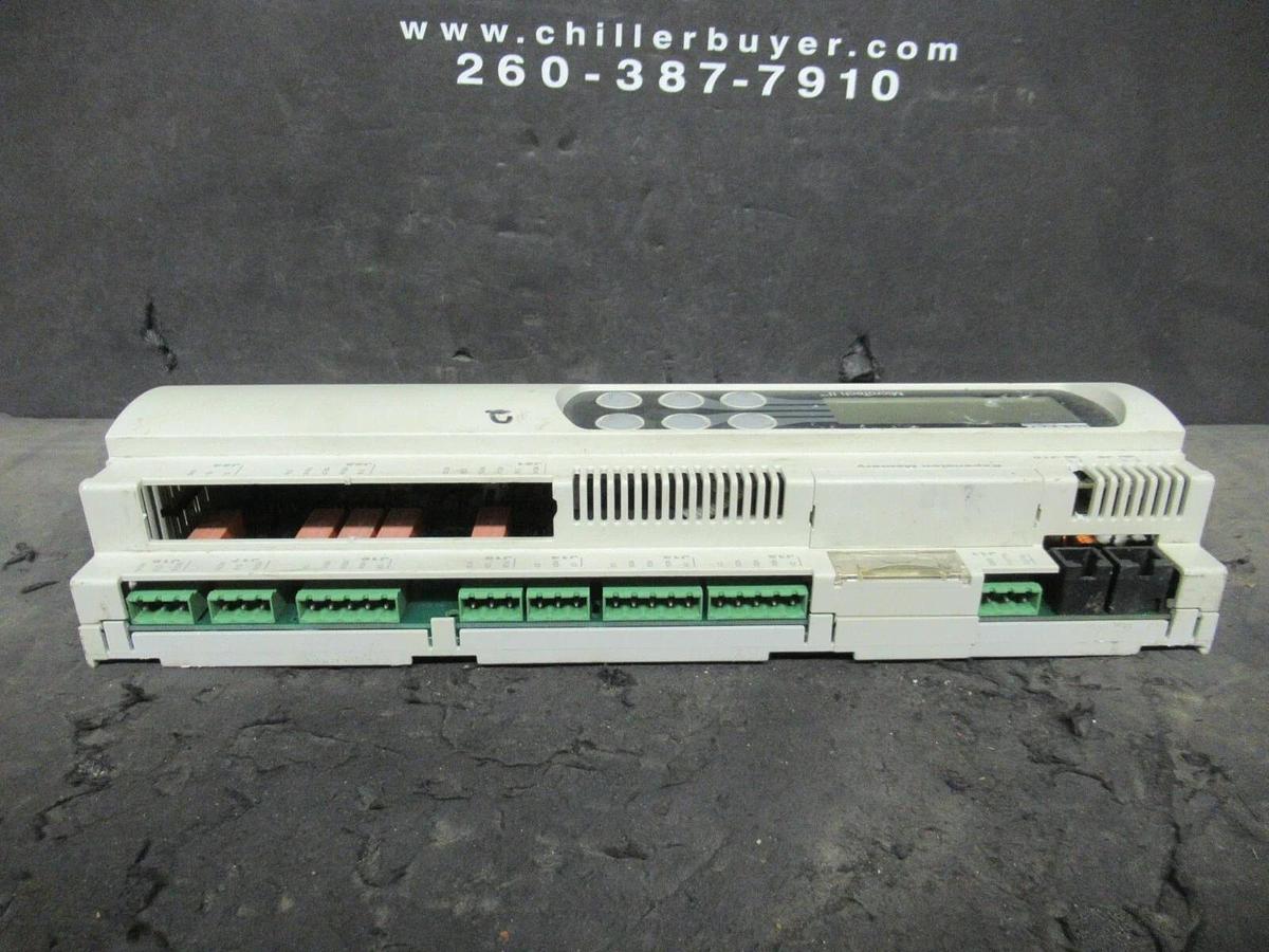 Used MCQUAY CAREL 2005 MICROTECH II VER. AGSD30101D MODEL: PCO2MQ3BM0 REV. 1.510