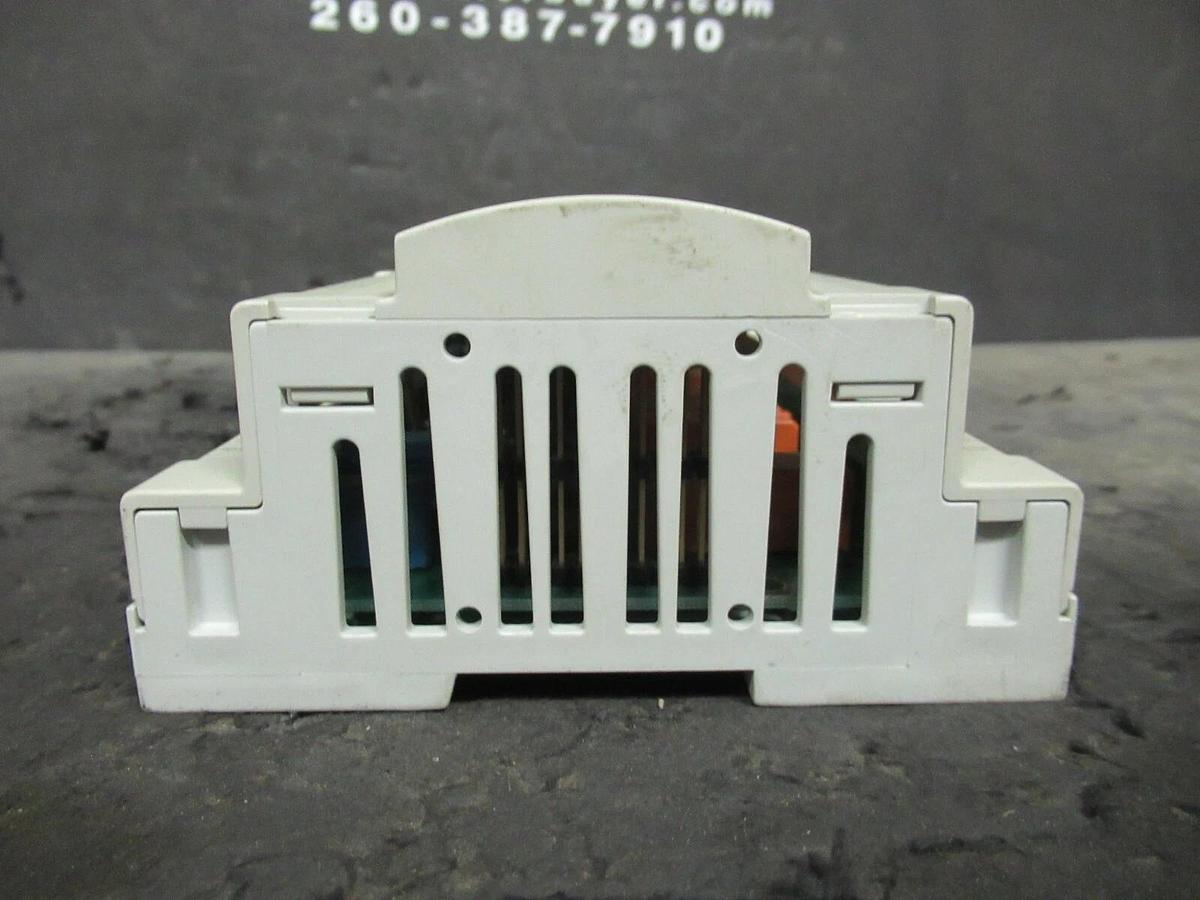 Used MCQUAY CAREL 2005 MICROTECH II VER. AGSD30101D MODEL: PCO2MQ3BM0 REV. 1.510