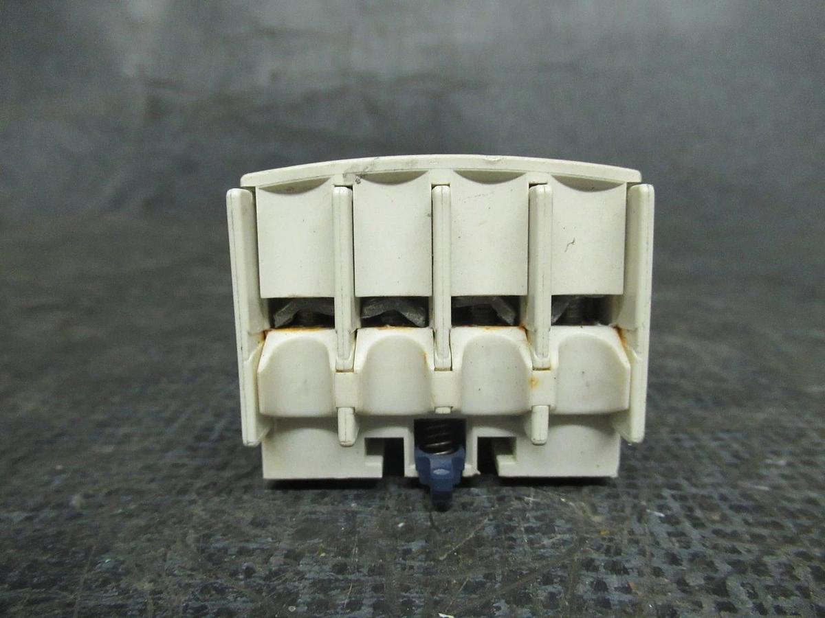 Used TELEMECANIQUE AUXILIARY CONTACTOR 10A **WARRANTY INCLUDED**