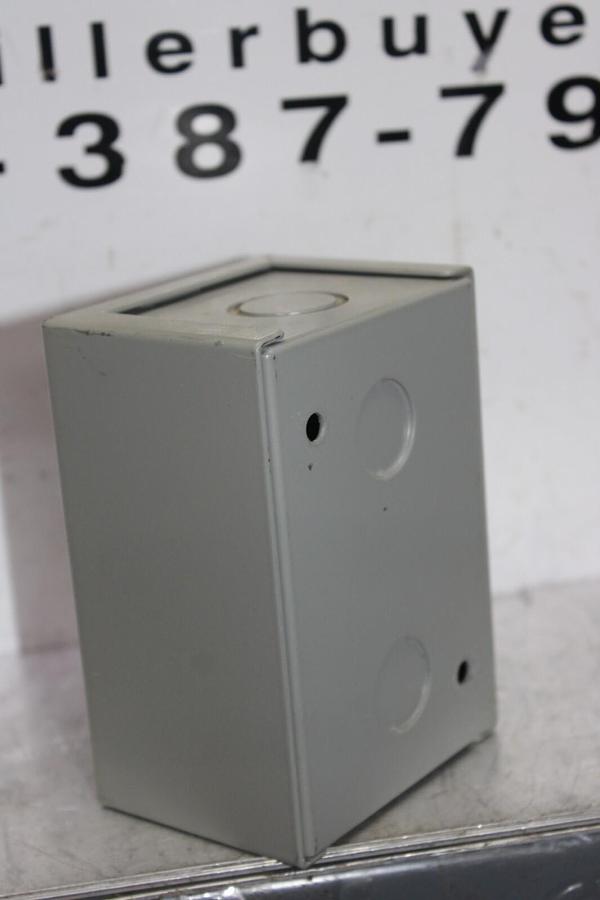 Used LEVITON MANUAL MOTOR STARTER N1302 SINGLE PHASE 30 AMP 600 VAC 15 HP