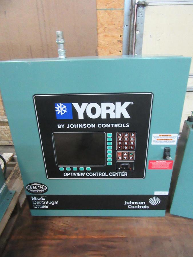 Used TRANE RETROFIT TRACER ADAPTIVIEW CHILLER CONTROL CVHE320 W/ TOUCHSCREEN DISPLAY