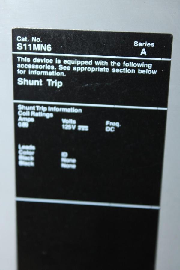Used SIEMENS MOLDED CASE SWITCH CND63S120A 1200 AMP 600 VAC 3-POLE W/ MOUNT