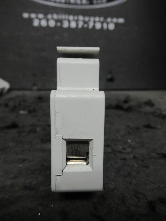 Used (3) 30 AMP 600 VAC 1 POLE FERRAZ SHAWMUT ULTRASAFE CLASS CC FUSE HOLDER USM11