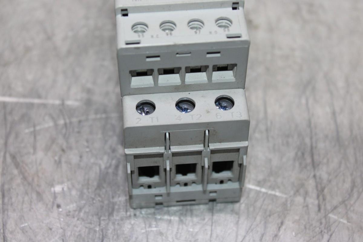 Used ALLEN BRADLEY STARTER 100-C23*10 30 AMP 600 VAC 3-POLE 15 HP W/ 193-EECB