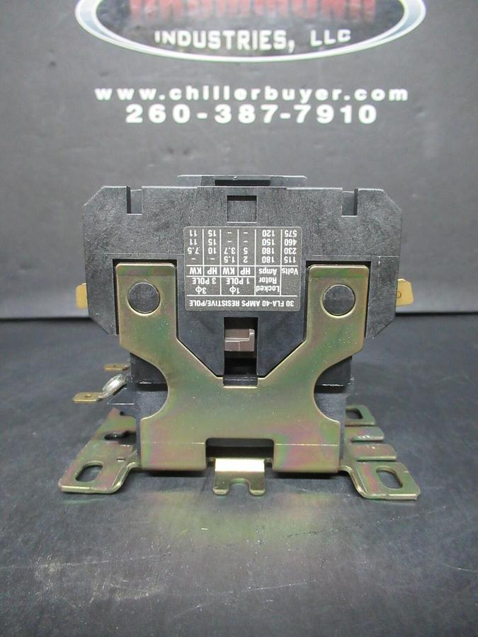*NIB* CUTLER-HAMMER CONTACTOR C25ND330A 3-POLE 30 FLA 15 HP 600 VAC 120 VAC COIL