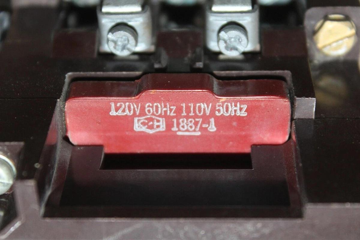 Used CUTLER HAMMER CONTACTOR C10CN3 27 AMP 600 VAC 10 HP 3-PHASE NEMA 1 COIL: 120V