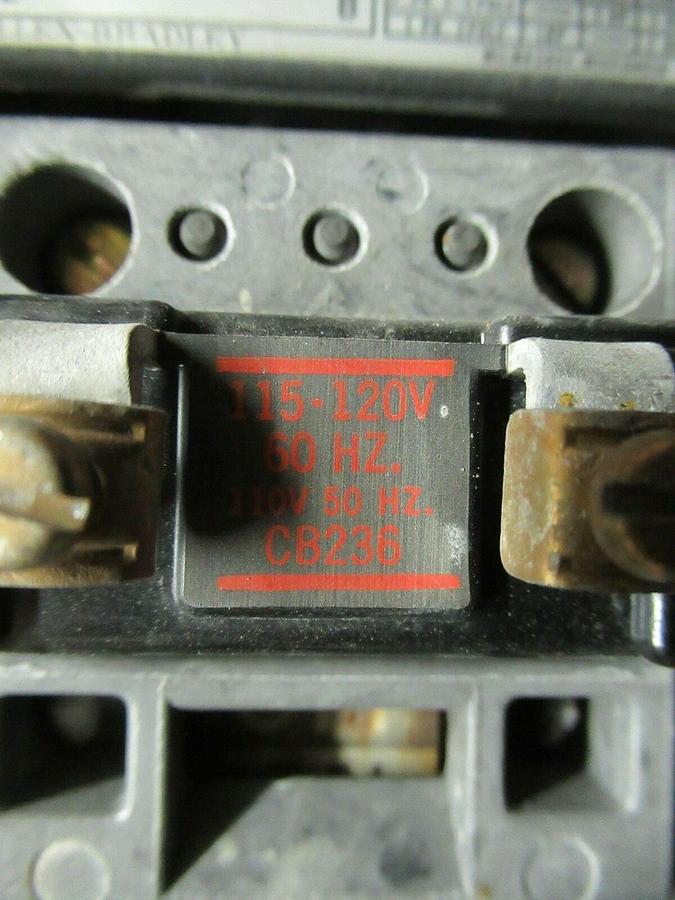 Used ALLEN BRADLEY STARTER 509-A0D SER. B 600 VAC 5 HP @ 460 VAC 18 AMP SIZE 0