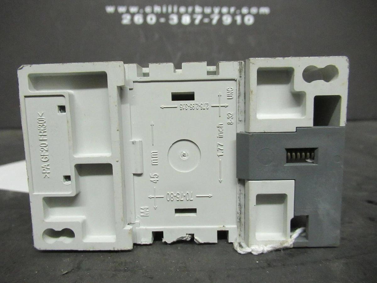 Used YORK IEC AC-1 CONTACTOR 024-31818-000 600 VAC 50 AMP 30 HP 120 VOLT COIL