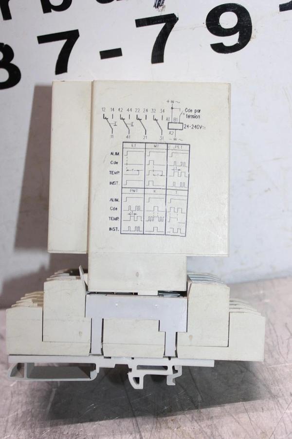 Used MTI TIME DELAY RELAY 0.1 SECOND TO 10 HOUR CSM-K47 24-240 VDC *WARRANTY*