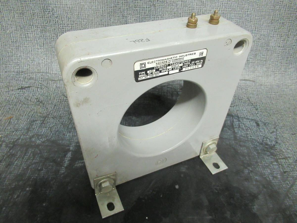 Used SQUARE D CT CAT: 100-801 RATIO: 800:5 25 HZ 600 V IMPULSE: 10KV FULL WAVE