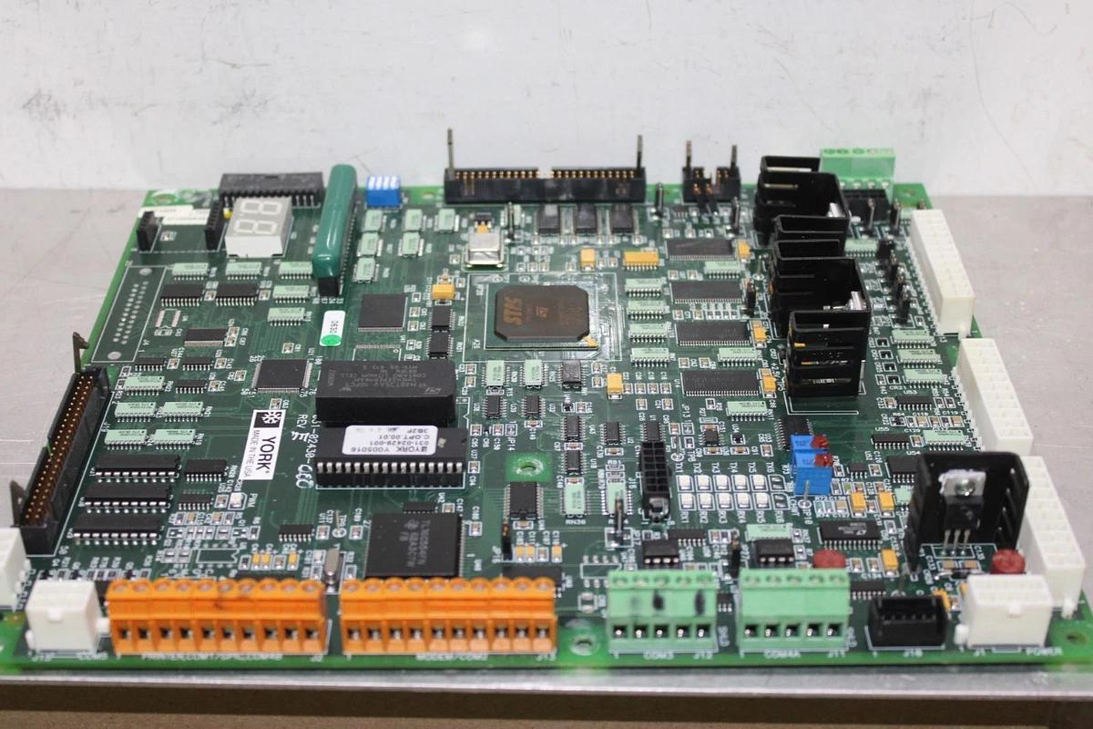 Used YORK CENTRIFUGE CHILLER CONTROL BOARD 031-02430-000 REV. E *WARRANTY*