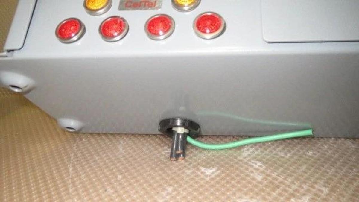 Used MYRON ZUCKER CAPACITOR CALMOUNT SERIES, KVAR 20, 480 V, 3 PHASE -- KIM43020-3