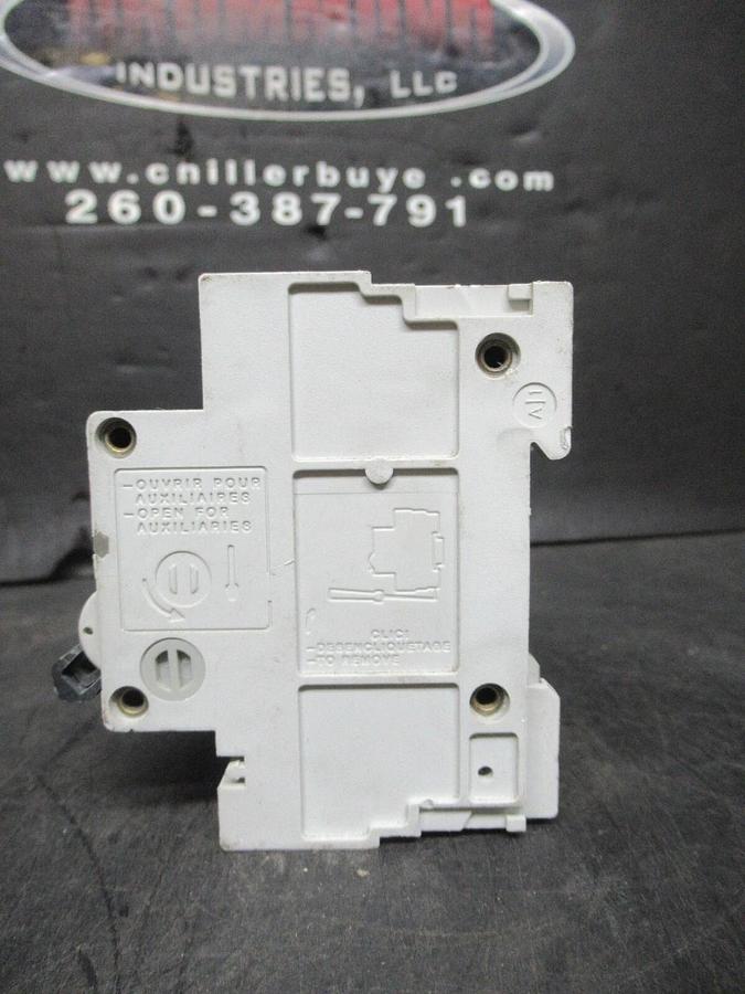 Used MERLIN GERIN THREE POLE BREAKER 27170 MULTI 9 NC100H 32A-TYPE C 480 VAC
