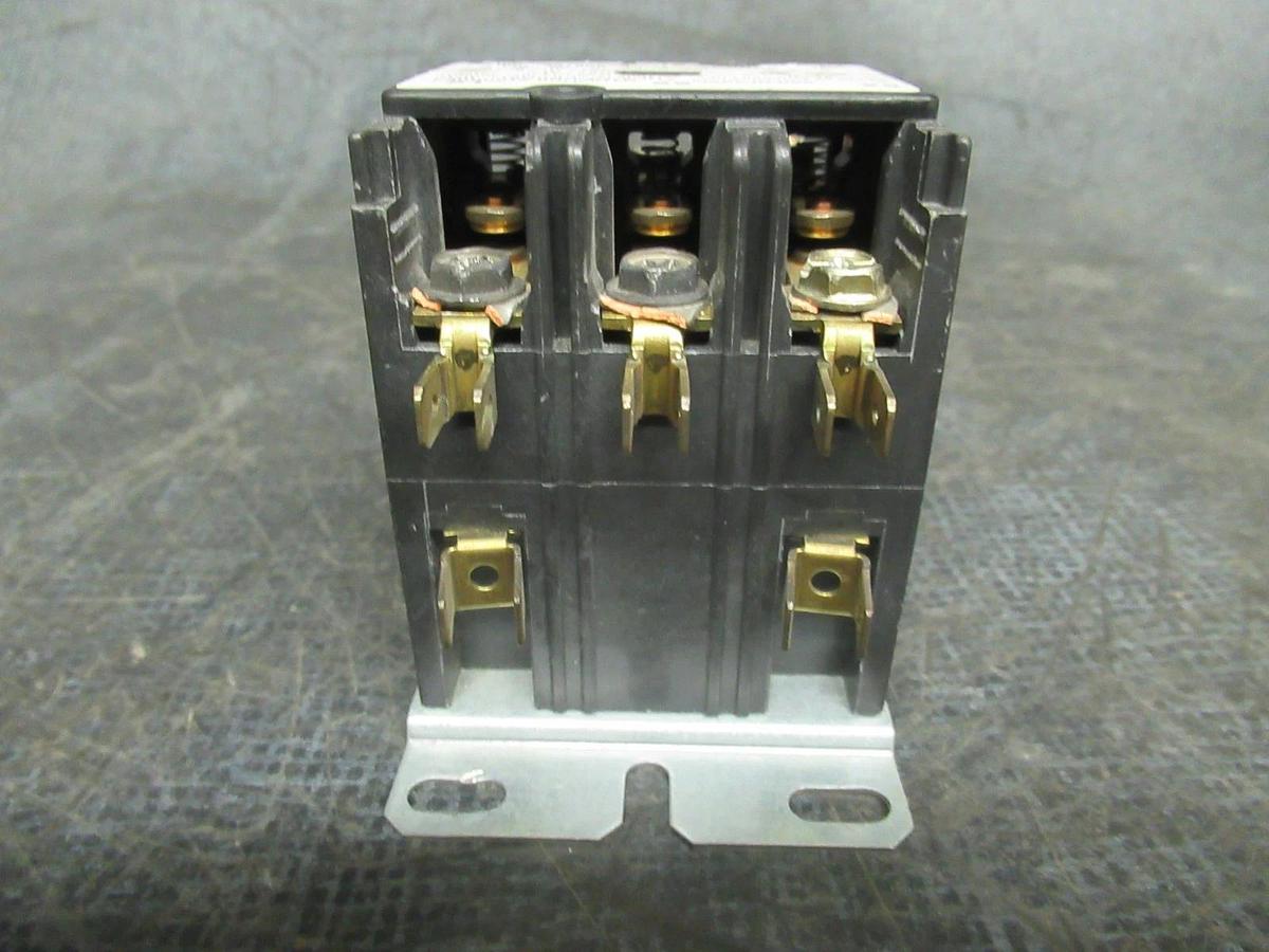 Used PRODUCTS UNLIMITED CONTACTOR 3100-30T828VB 25A 20HP 600V COIL: 120V