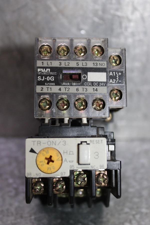 Used FUJI ELECTRIC MAGNETIC STARTER SJ-0G 440 VOLT 15 AMP W/ TR-0N/3 OVERLOAD