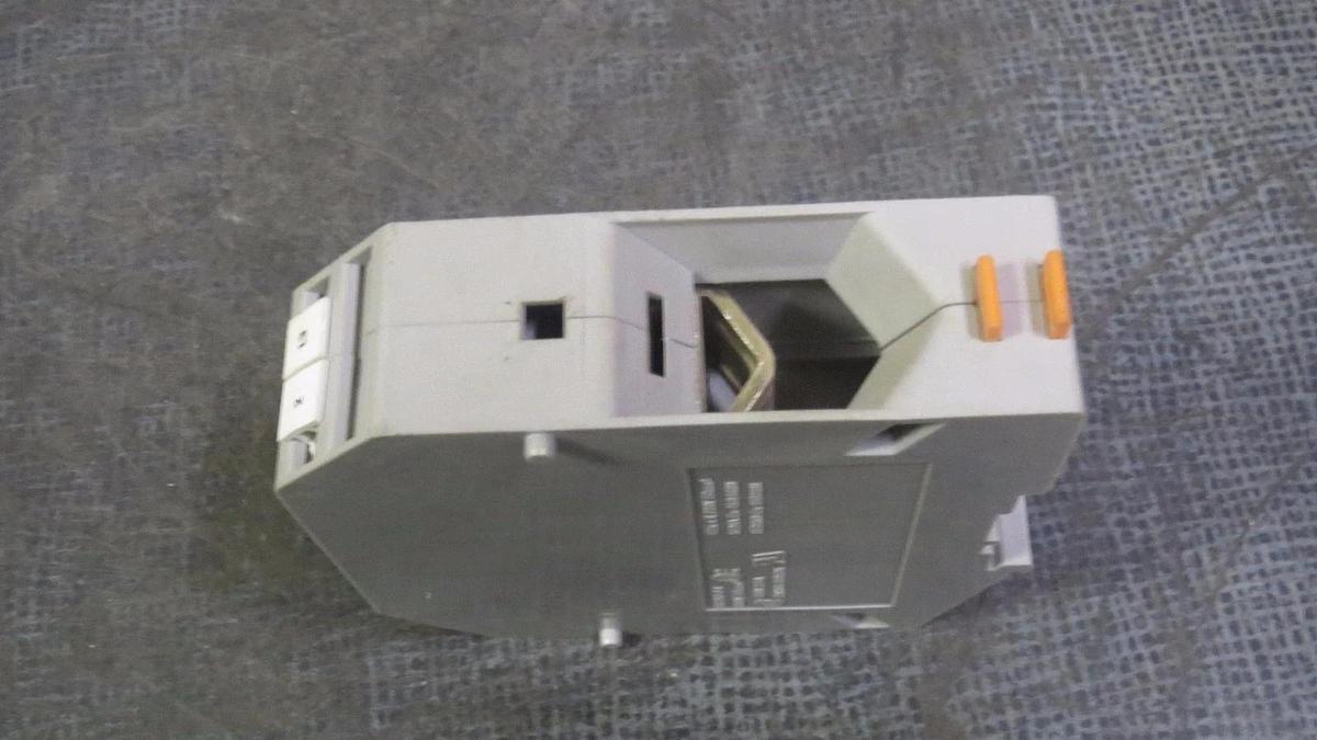 Used PHOENIX CONTACT TERMINAL BLOCK 1000V // 275 AMP 600V MODEL: UKH150