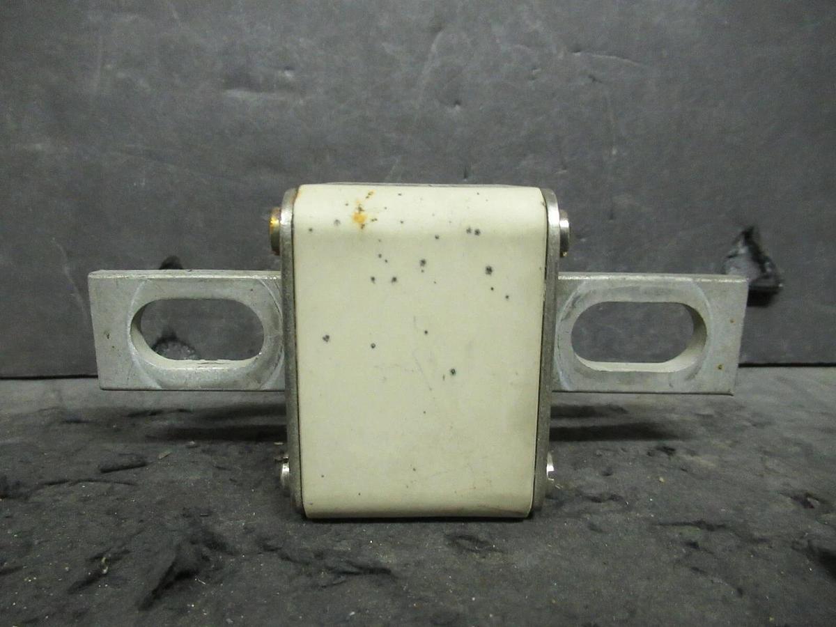 Used 1 BUSS SEMITRON SPP-6E600 600 AMP 700 V FUSE BUSSMANN COOPER INDUSTRIES WARRANTY