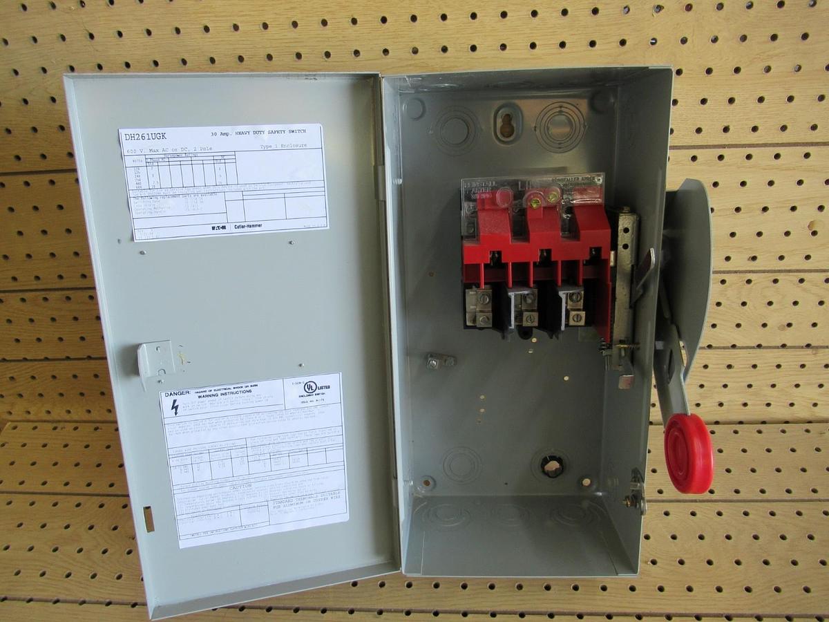 Used CUTLER HAMMER DISCONNECT DH261UGK 30A 600VAC/DC 2-POLE **WARRANTY INCLUDED**