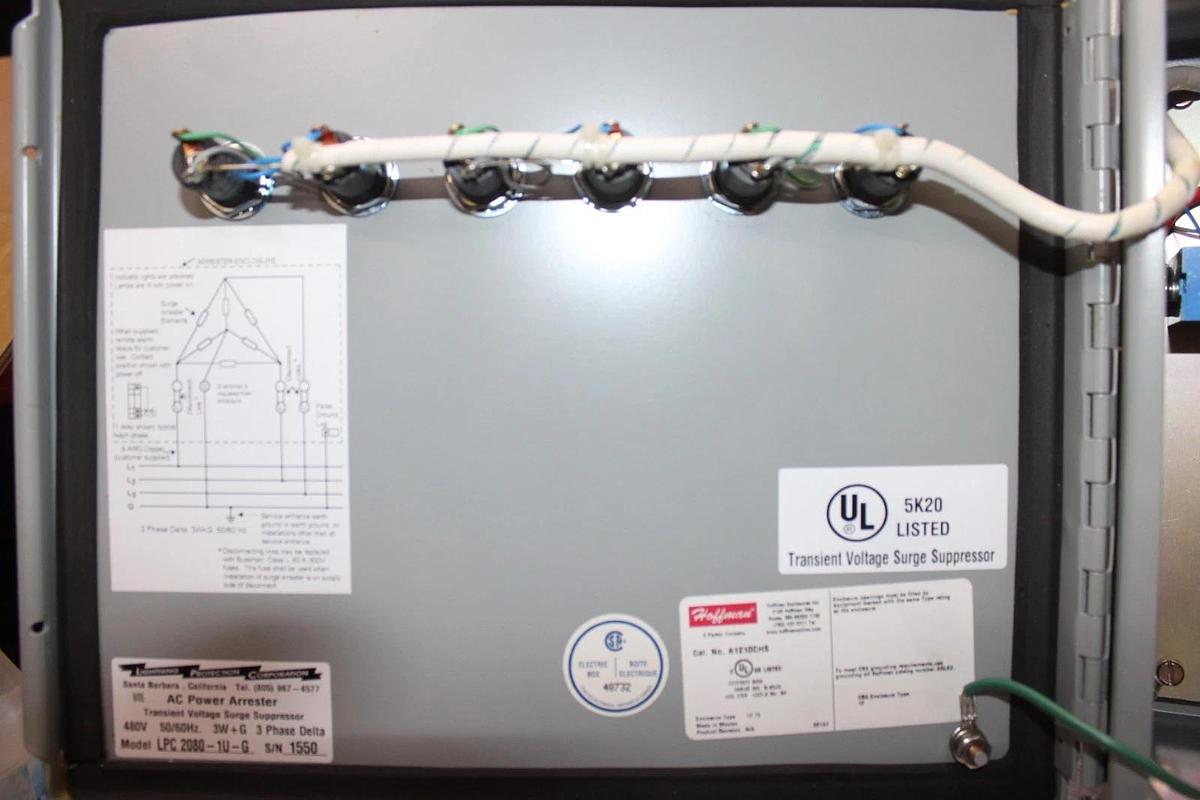 Used LIGHTNING PROTECTION CORP TRANSIENT VOLTAGE SURGE SUPPRESSOR LPC2080-1U-G 480V