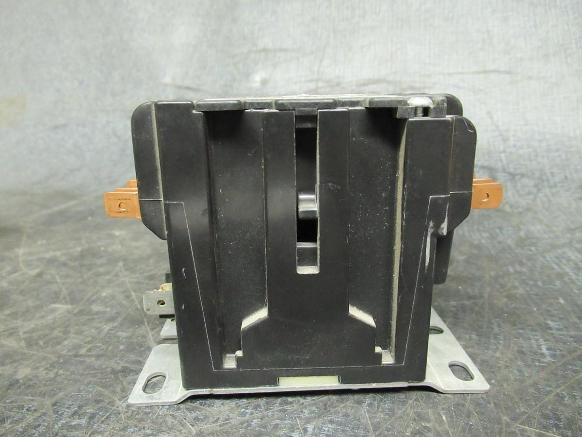 Used (1) SIEMENS CONTACTOR 42BF35AF 600V 30A 40A/RES 15HP COIL: 120V *WARRANTY*