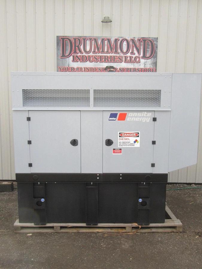 Used 30 KW DIESEL GENERATOR MTU 120/240V  JOHN DEERE SOUND ENCLOSED 196 HRS  VIDEO