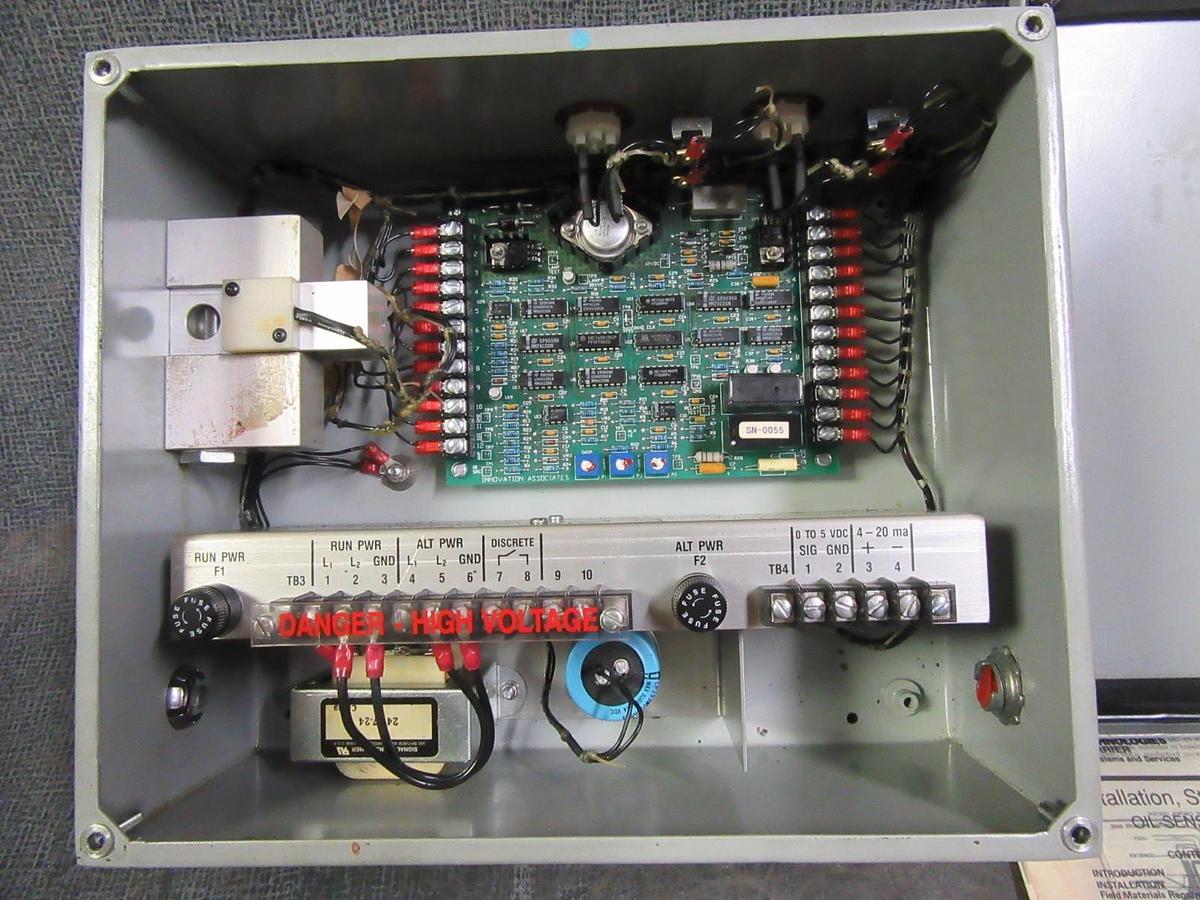 Used CARRIER OIL-SENSE QUALITY MONITORING SENSOR 32GA400504 115V 1 PHASE