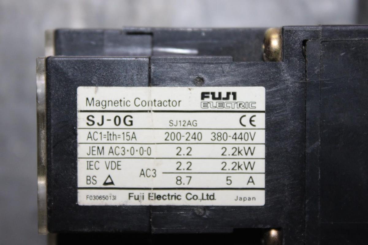 Used FUJI ELECTRIC MAGNETIC STARTER SJ-0G 440 VOLT 15 AMP W/ TR-0N/3 OVERLOAD
