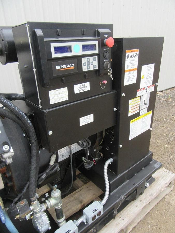 Used 35 KW GENERATOR GENERAC NATURAL GAS LP PROPANE 120/240 VOLT 1 PH 30 KW 40KW 2016