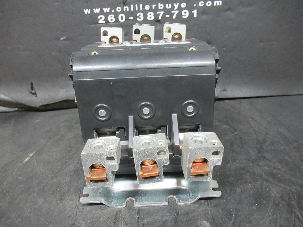 Used SIEMENS CONTACTOR 42HF35AA 600 VAC 120 AMP 3-PHASE COIL: 240 VOLT