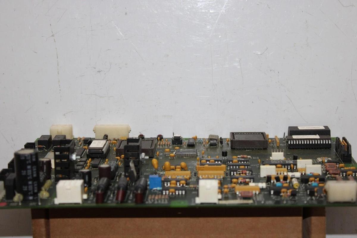 Used YORK VSD LOGIC CONTROL CIRCUIT BOARD 031-01433-000 REV. J **WARRANTY INCLUDED**