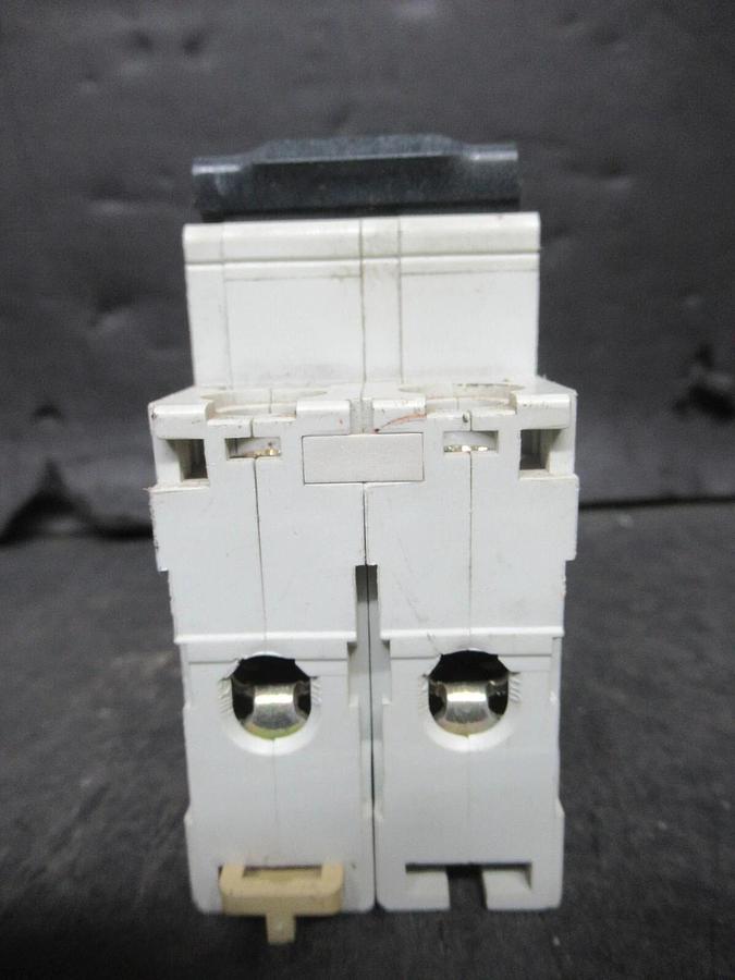 Used MERLIN GERIN TWO POLE BREAKER 24524 MULTI 9 C60N 16A-TYPE D 480 VAC